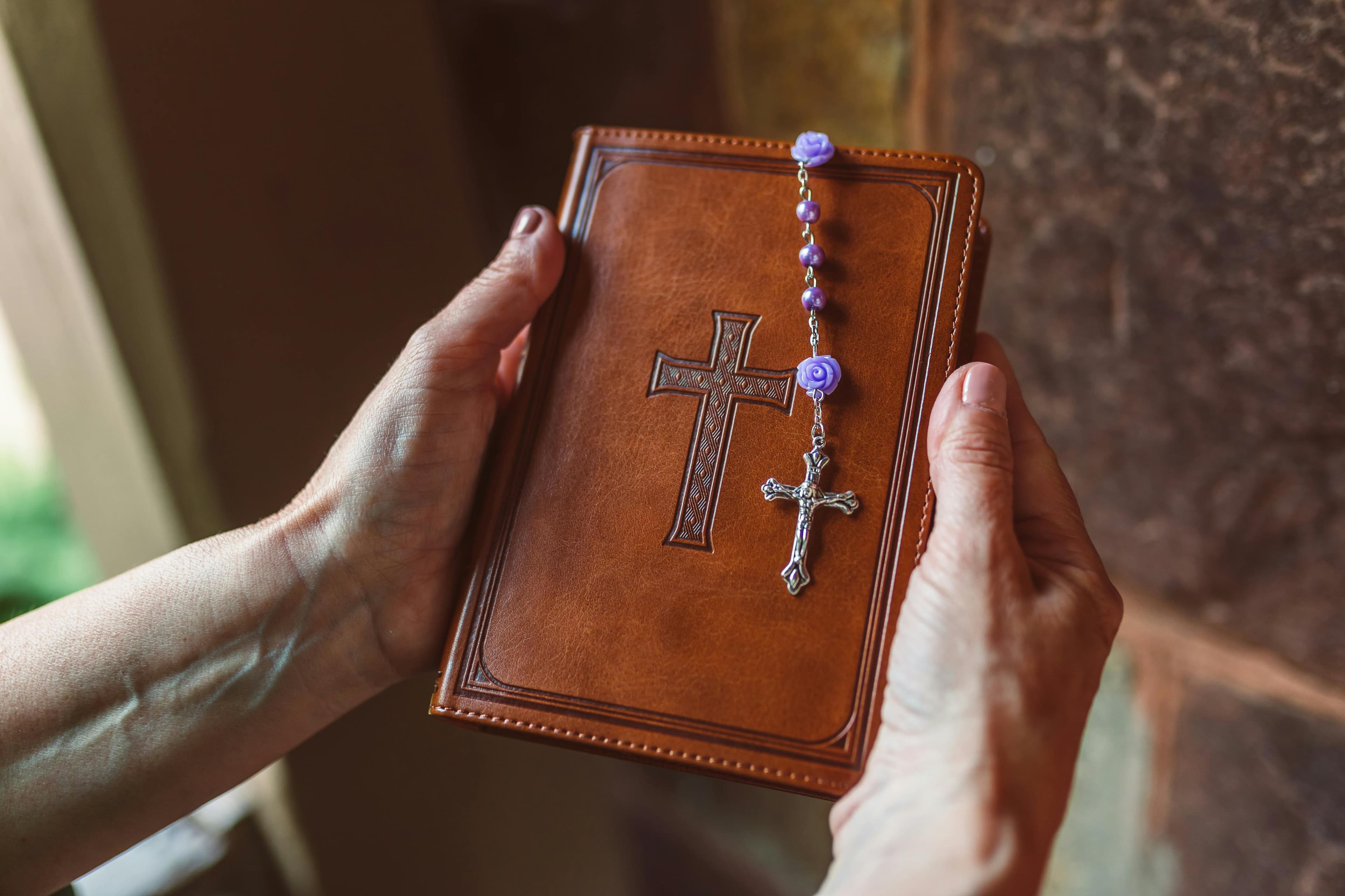 Drawn into Friendship: Catholic Prayer and Spiritual Growth
